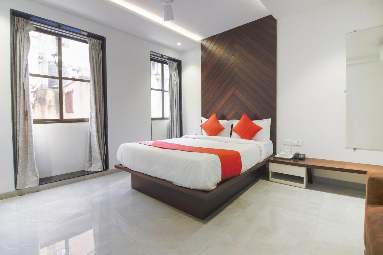 Hotel Flora Suites Mumbai Eksteriør bilde