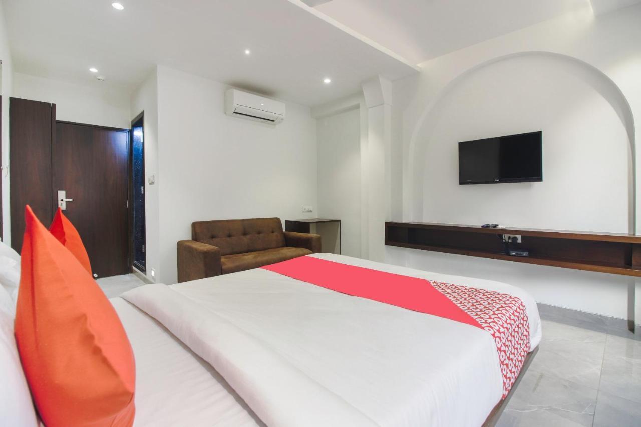 Hotel Flora Suites Mumbai Eksteriør bilde