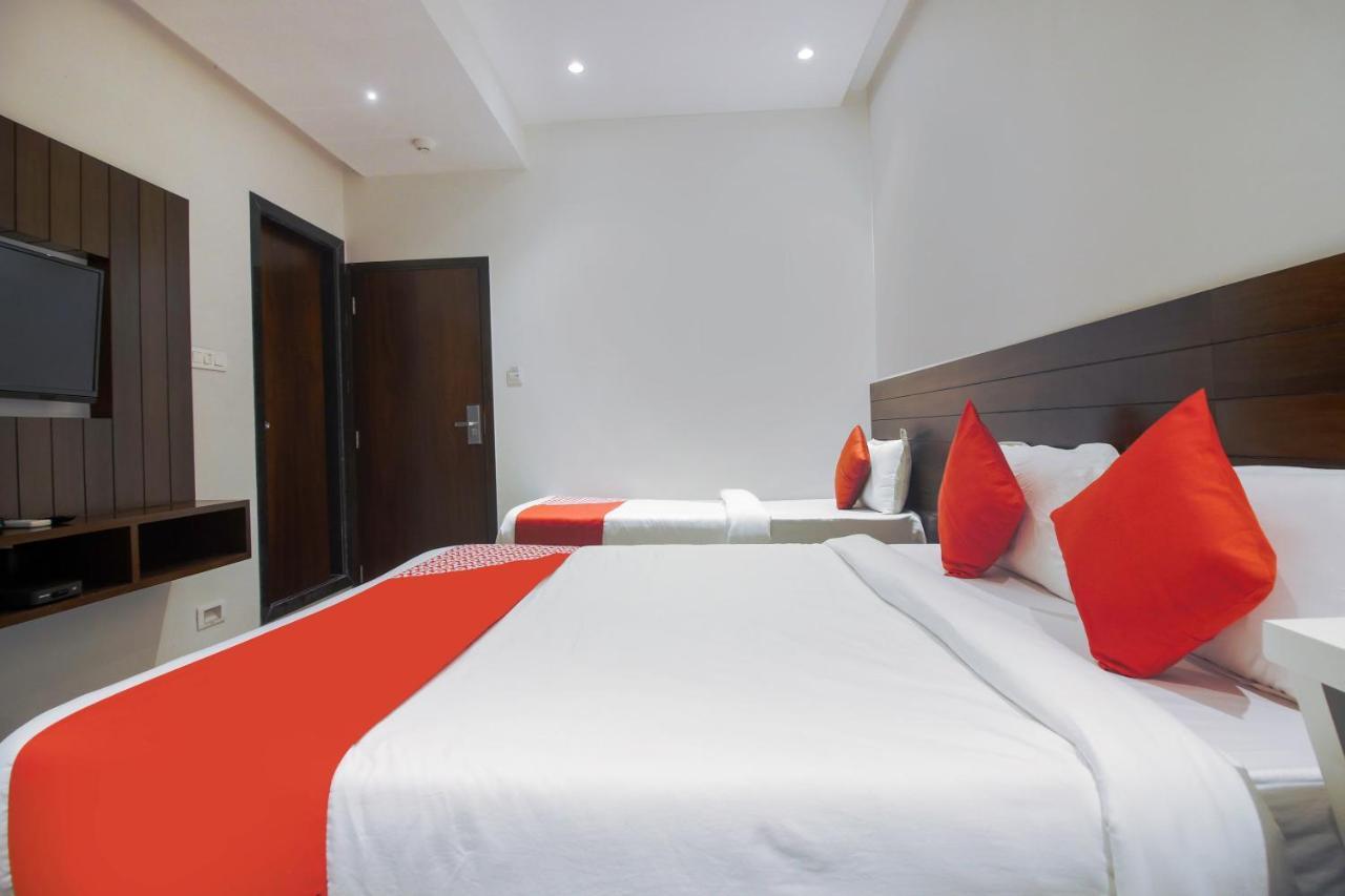 Hotel Flora Suites Mumbai Eksteriør bilde